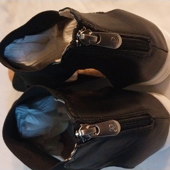 Women shoes - Picture 2 of 5